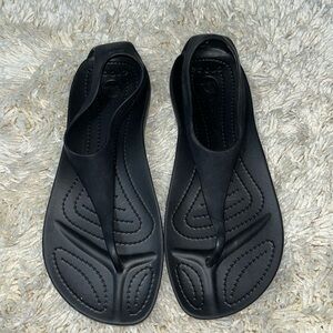 Crocs Black womens Serena sandals sz 7
